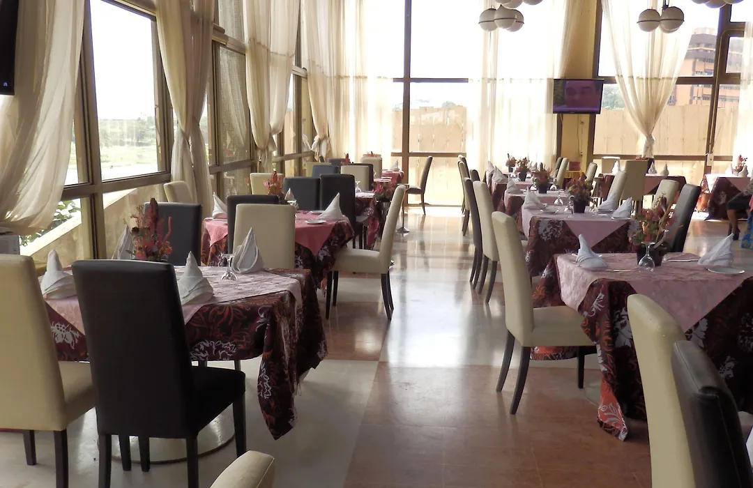 Hotel Des Deputes-1